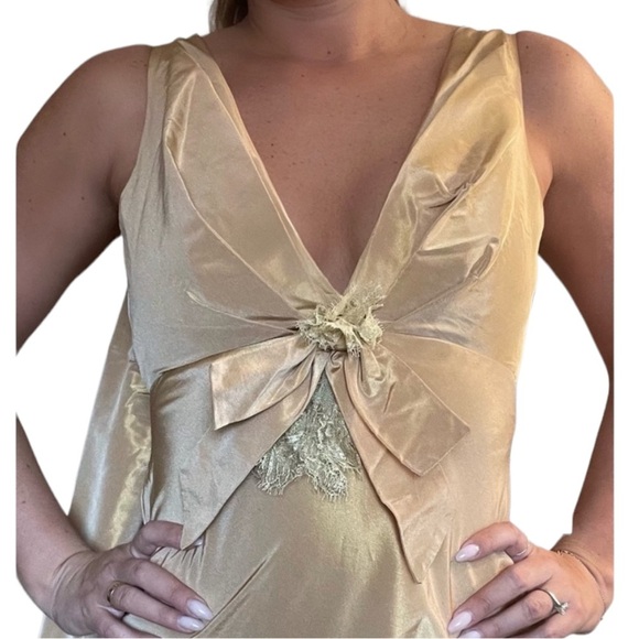 Juan Carlos Pinera Dress - Picture 2 of 3